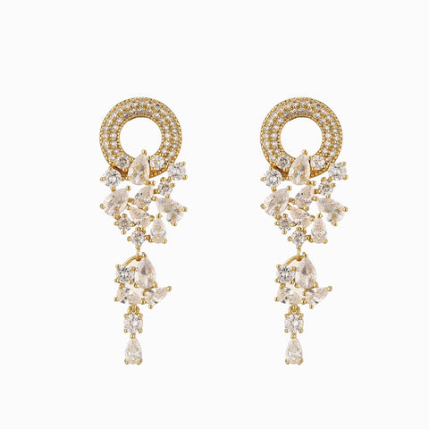 Aretes de noche largos.