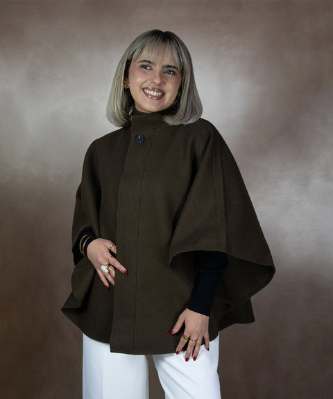 CAPA CON CUELLO ALTO