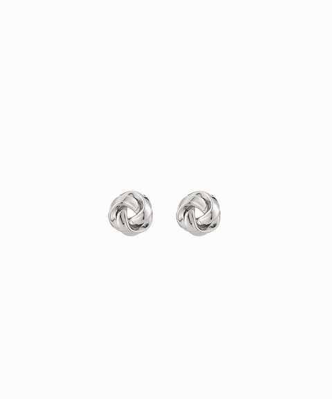 Aretes redondos casuales con relieve