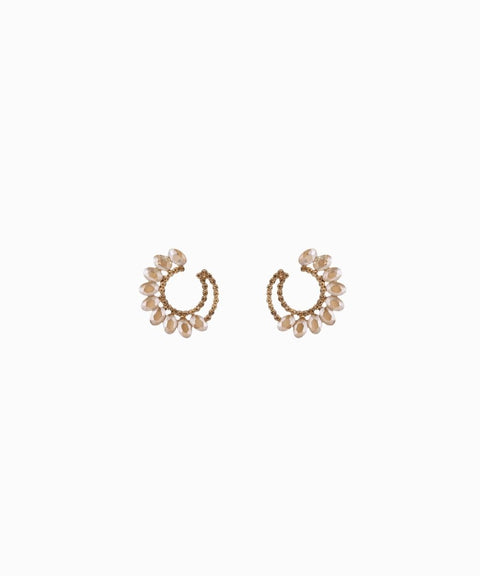 Aretes circulares de noche